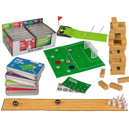 Mini games in tin, ca. 12 x 8 cm,